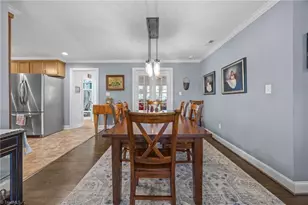 607 Rockspring Rd, High Point, NC 27262 - Photo 7