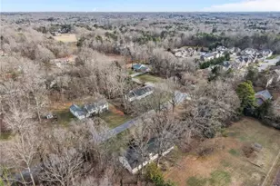 404 Hassellwood Dr, Jamestown, NC 27282 - Photo 39