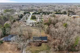 404 Hassellwood Dr, Jamestown, NC 27282 - Photo 35