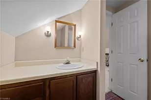 404 Hassellwood Dr, Jamestown, NC 27282 - Photo 29