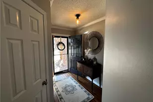 27 Park Village Ln, Greensboro, NC 27455 - Photo 3