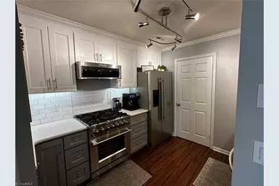 27 Park Village Lane #B, Greensboro, NC 27455 - Photo 5