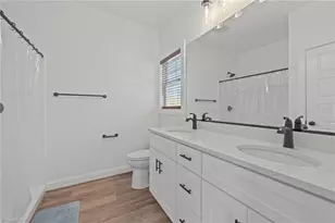 372 W Lee Ave, Yadkinville, NC 27055 - Photo 17