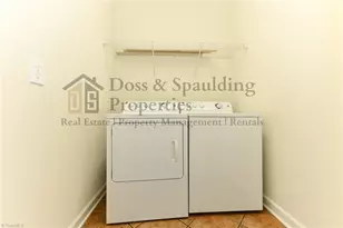 1421 A New Garden Rd, Greensboro, NC 27410 - Photo 23