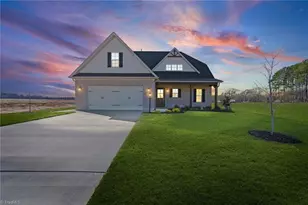 152 Emerald Dr, Lexington, NC 27295 - Photo 3