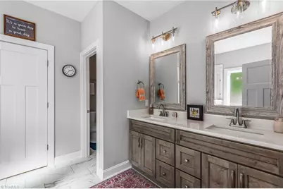 341 N Peace Haven Road, Winston-Salem, NC 27104 - Photo 7