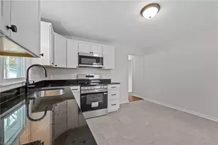 2304 Ford Pl, Greensboro, NC 27406 - Photo 9