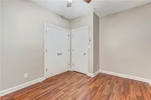 411 Washington St, Greensboro, NC 27401 - Photo 15