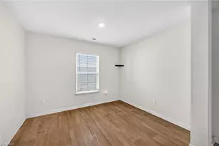 4732 Black Frst Dr, Greensboro, NC 27405 - Photo 9