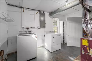 321 W Main St, East Bend, NC 27018 - Photo 15