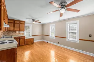 321 W Main St, East Bend, NC 27018 - Photo 9