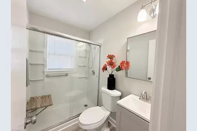 828 Circle Drive, High Point, NC 27262 - Photo 7