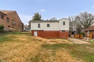 828 Circle Dr, High Point, NC 27262 - Photo 25