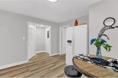 828 Circle Drive, High Point, NC 27262 - Photo 9