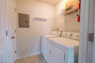 4701 Pennoak Ln, Greensboro, NC 27407 - Photo 15