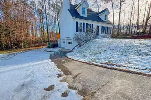 4000 Grind Stone Ct, High Point, NC 27265 - Photo 3