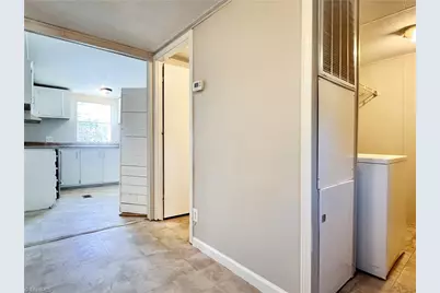 4036 Stone Creek Court, Lenoir, NC 28645 - Photo 23