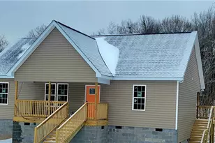 1132 Irving Ave, Eden, NC 27288 - Photo 11