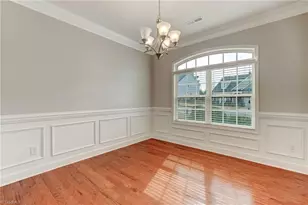 405 Summerwalk Rd, Greensboro, NC 27455 - Photo 9