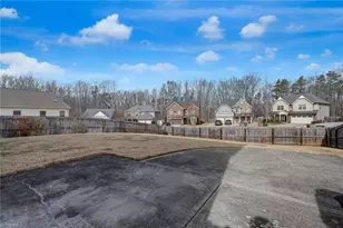 405 Summerwalk Rd, Greensboro, NC 27455 - Photo 39