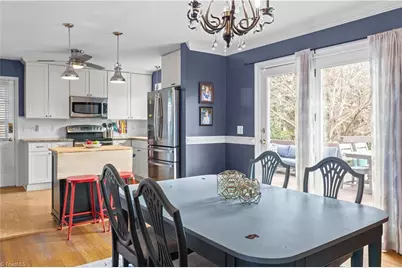 2807 New Hanover Drive, Greensboro, NC 27408 - Photo 9