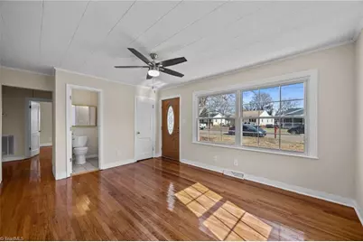 915 Turrentine Street, Burlington, NC 27215 - Photo 7