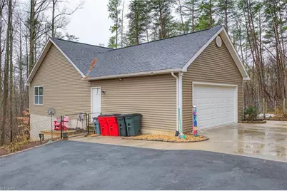 2186 Covington Road, King, NC 27021 - Photo 35