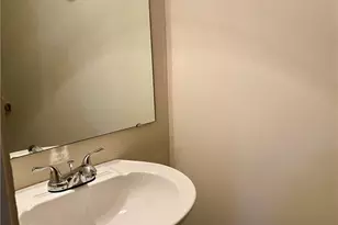 520 Martha Ct, Kernersville, NC 27284 - Photo 9