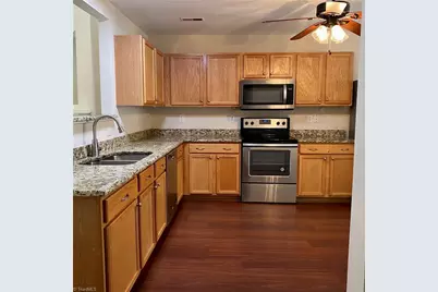 520 Martha Court, Kernersville, NC 27284 - Photo 5