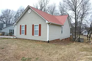 206 Ridge Creek Dr, Trinity, NC 27370 - Photo 3