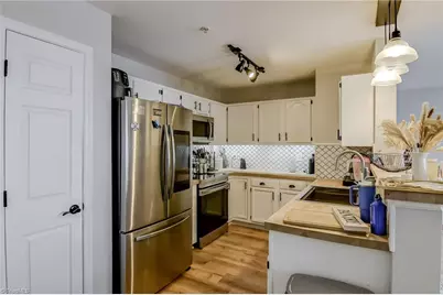 514 Rivertree Lane, Winston-Salem, NC 27103 - Photo 11