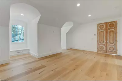 520 Woodland Drive, Greensboro, NC 27408 - Photo 31