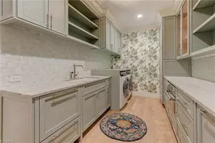 520 Woodland Dr, Greensboro, NC 27408 - Photo 9