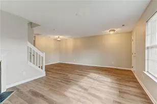 142 Tannenbaum Cir, Greensboro, NC 27410 - Photo 3