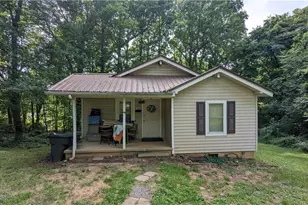 463 Glovinia St, Asheboro, NC 27203 - Photo 1