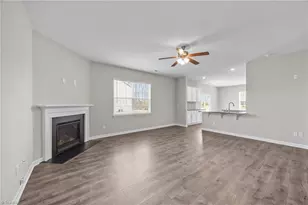 1216 Kerr St, Burlington, NC 27215 - Photo 9