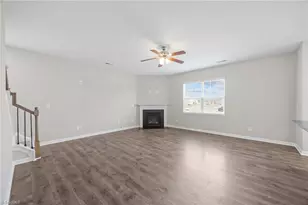1216 Kerr St, Burlington, NC 27215 - Photo 7