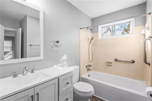 3826 Barkwood Dr, Winston-Salem, NC 27105 - Photo 15