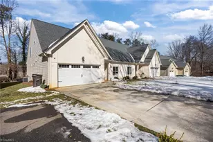 306 Lamplighter Cir, Winston-Salem, NC 27104 - Photo 3