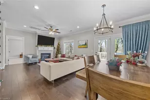 306 Lamplighter Cir, Winston-Salem, NC 27104 - Photo 9