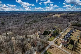 654 Salem Church Rd, Reidsville, NC 27320 - Photo 5