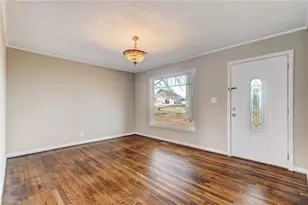 654 Salem Church Rd, Reidsville, NC 27320 - Photo 11