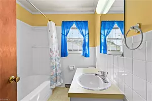 827 Dodson Mill Rd, Pilot Mountain, NC 27041 - Photo 15