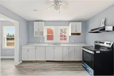 844 Willow Place, High Point, NC 27260 - Photo 9