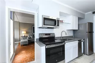 1101 N Elm St, Greensboro, NC 27401 - Photo 11