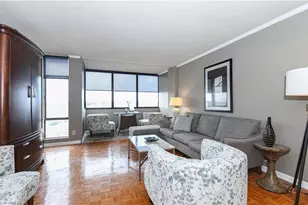 1101 N Elm St, Greensboro, NC 27401 - Photo 3