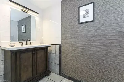 1101 N Elm Street #1005, Greensboro, NC 27401 - Photo 29