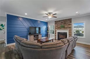 1011 Lavender Ln, Kernersville, NC 27284 - Photo 3