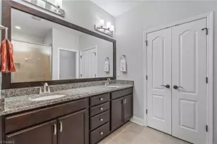 1011 Lavender Ln, Kernersville, NC 27284 - Photo 9