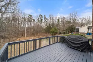 5015 Renville Dr, Greensboro, NC 27406 - Photo 45